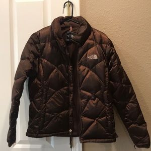 Dark brown women’s north face puffy winter coat